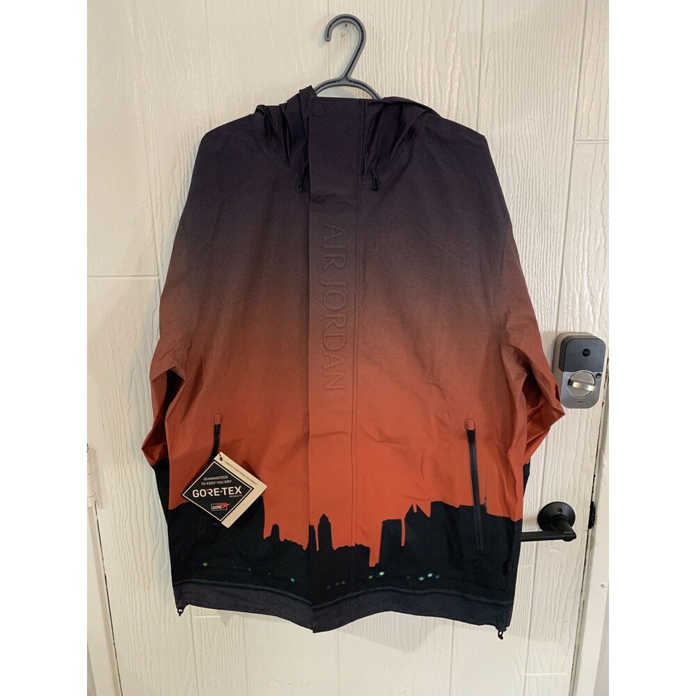 Nike Air Jordan Skyline GORE-TEX Loose Rain Jacket HF9285-010 Men’s size Large